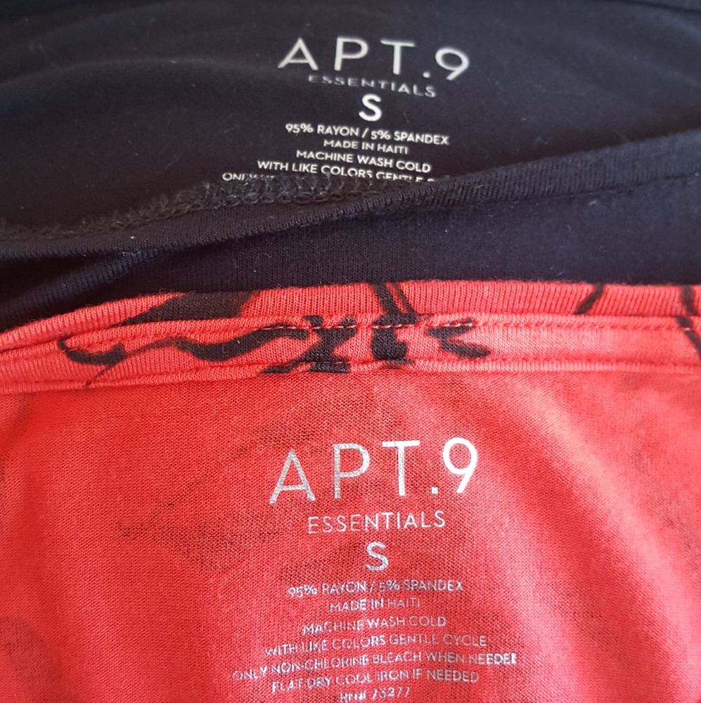 Apt. 9 Essentials Size Small Long sleeve Bundle